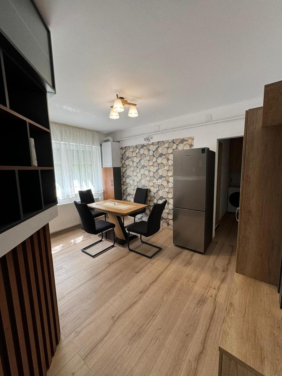 Bingo Apartman Cristuru Secuiesc Exterior foto